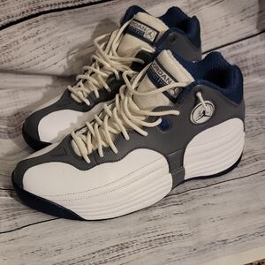 Jordan "Jumpman" Team 1 White and Dark Gray